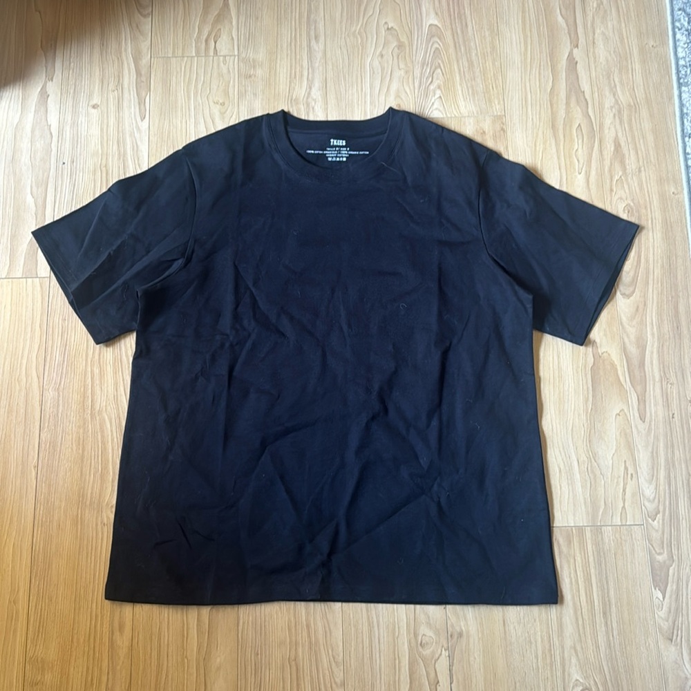TKEES BLACK SHIRT